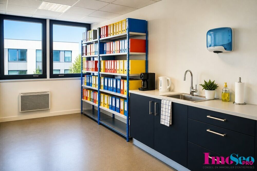   BUREAUX à LOUER Bruges