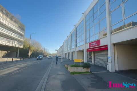 BUREAUX &agrave; LOUER 875 33700 Merignac