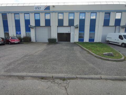 LOCAL D'ACTIVITE &agrave; LOUER 1146 38070 Saint quentin fallavier