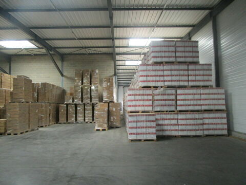 Local d'activit&eacute; &agrave; LOUER 3000 71240 Sennecey le grand