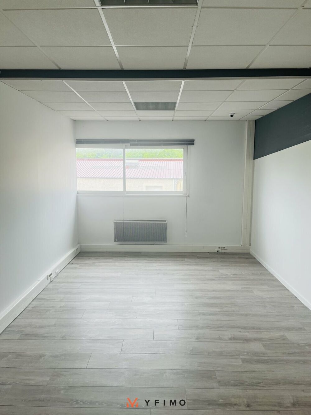   BUREAUX à LOUER Morainvilliers