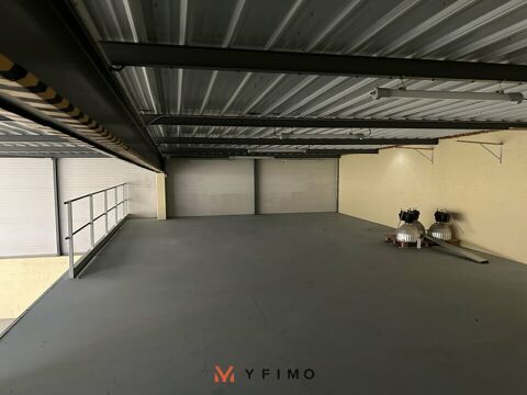   364m2 - Entrepôt à LOUER 