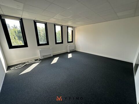   1945 m2 BUREAUX à LOUER 