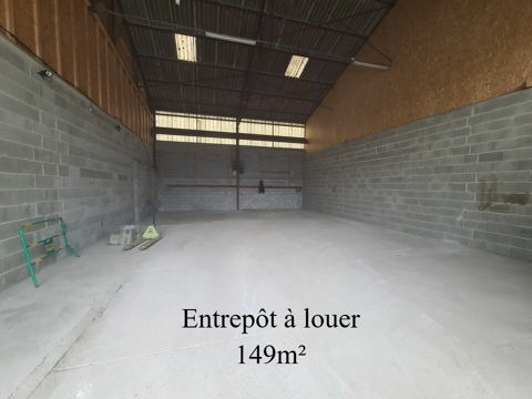 ENTREPOT &agrave; LOUER 1700 73410 Albens