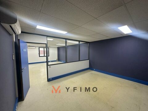   400 m2 BUREAUX EN RDC à LOUER 