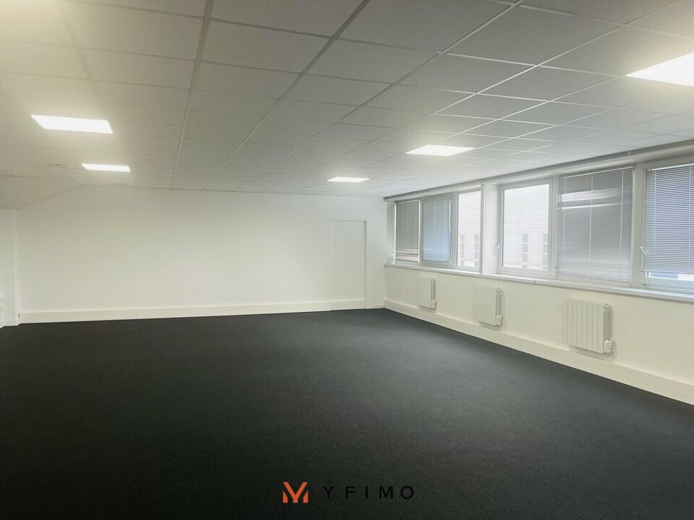   209 m2 BUREAUX à LOUER Carrieres sur seine