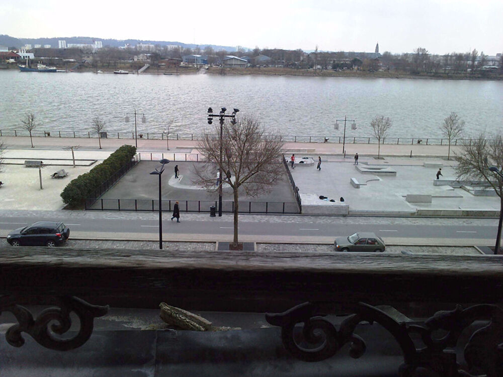   Bureaux à LOUER Bordeaux