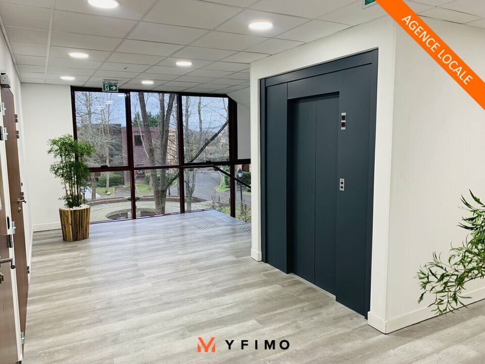   A LOUER 250 m2 BUREAUX à LOUER Saint germain en laye