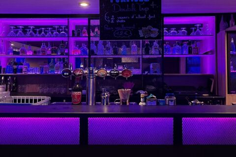 Local commercial &agrave; LOUER 2150 33000 Bordeaux