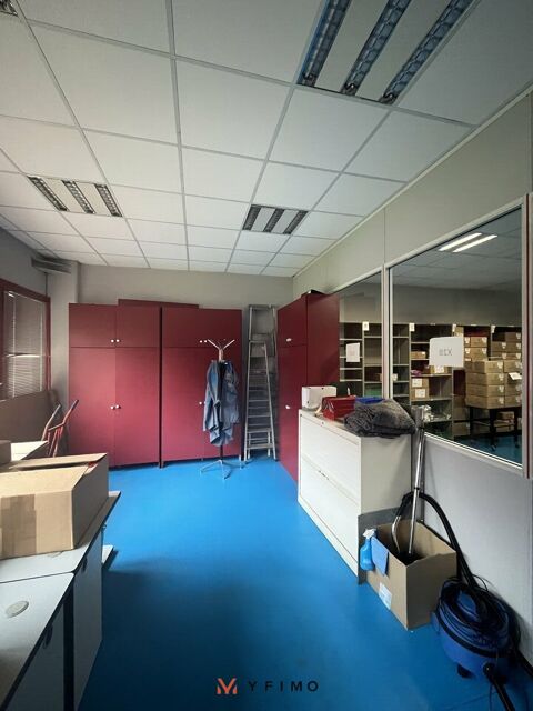   358 m2 LOCAUX MIXTES à LOUER 