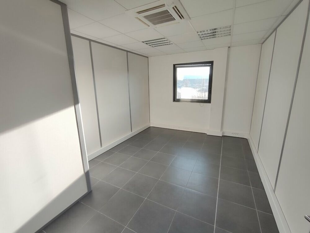   BUREAUX à LOUER Janneyrias