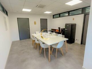   BUREAU + SERVICES à LOUER Cournon d'auvergne