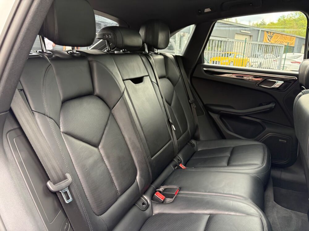Macan S*Panorama*Sport Chrono*Kamera*Sitzk&uuml;hlung 2015 occasion 35000 Rennes