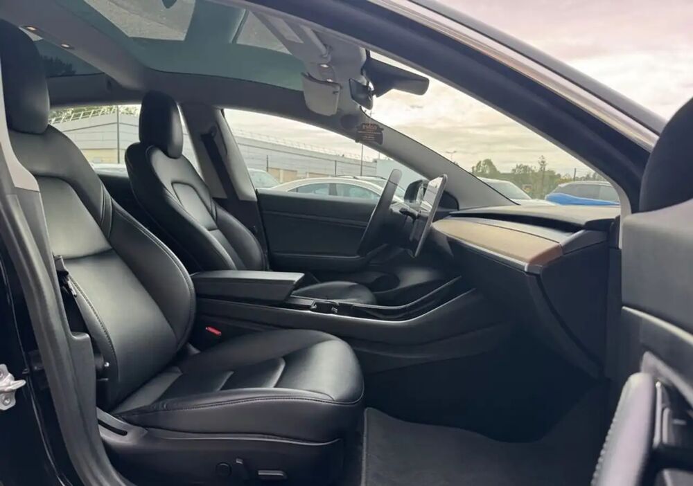 Model 3 model-3 standard plus soh 89 % autopilot si&egrave;ges chauffants t 2019 occasion 35000 Rennes