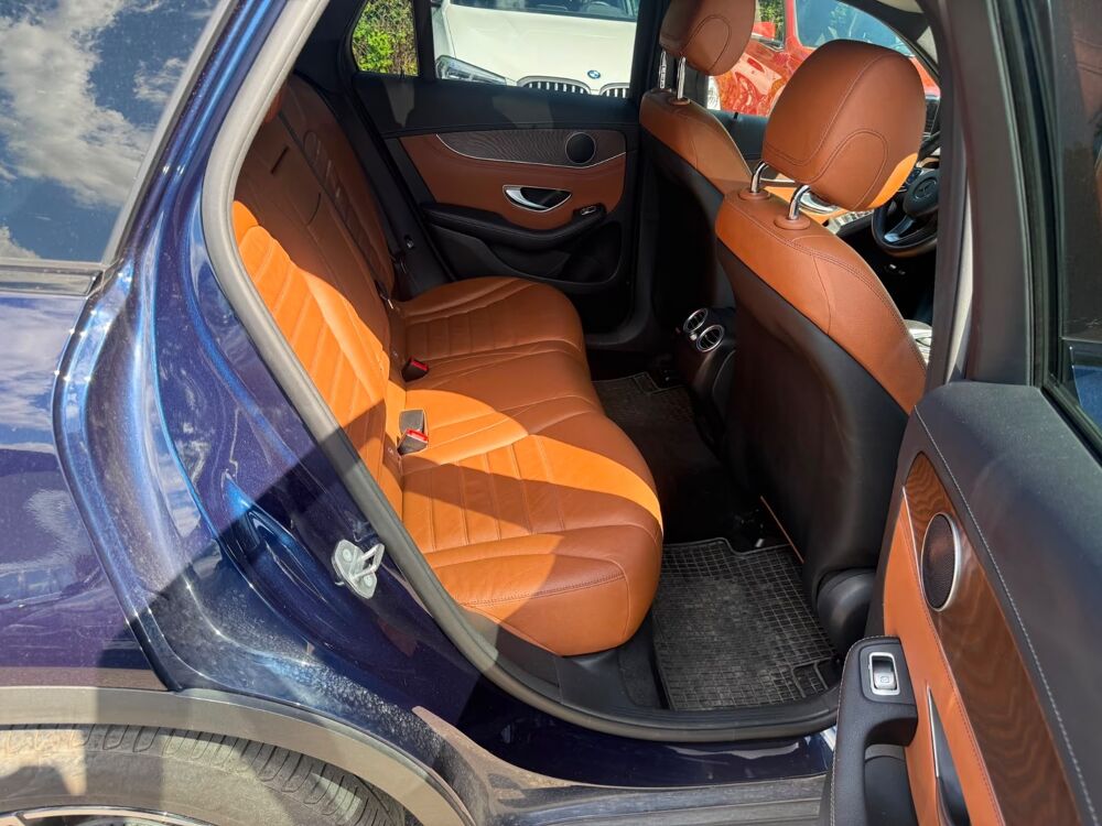 Divers e 4Matic AMG-Line,Navi,Leder,WR, 2017 occasion 35000 Rennes