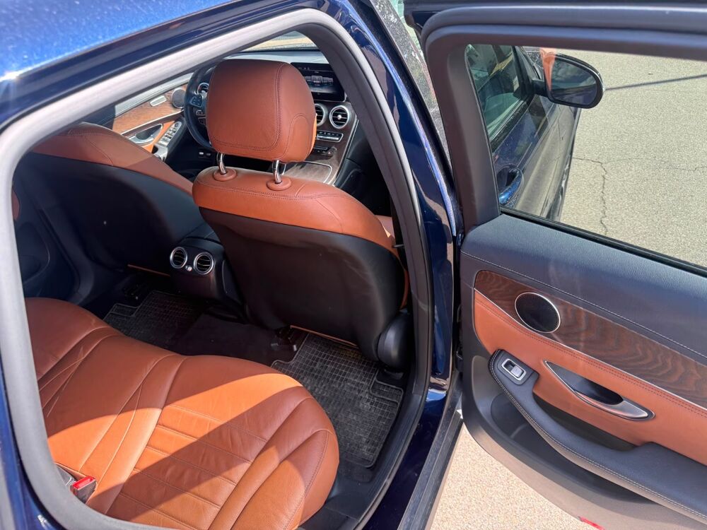 Divers e 4Matic AMG-Line,Navi,Leder,WR, 2017 occasion 35000 Rennes