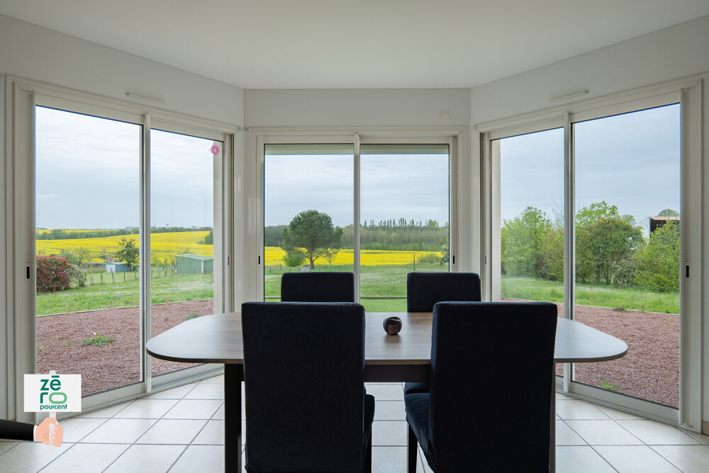 Vente Maison Maison de Plain-Pied à Sainte-Hermine (85210)   3 Chambres   Grand Terrain   Garage Double   Proche Autoroute Saint-jean-d hermine