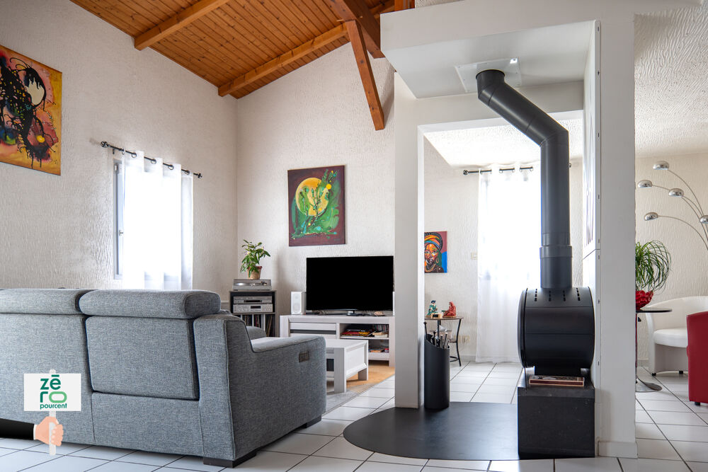 Maison à vendre à La Faute-sur-Mer Proche plages, 3 chambres, garage, jardin 570 m2, borne électrique