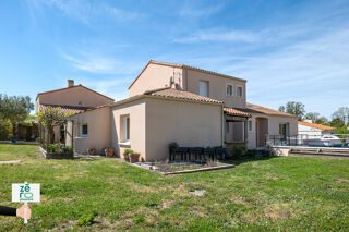 Maison 12 pièces 332 m² · à Saint-Vincent-sur-Jard · 332 m² · 681 900 €