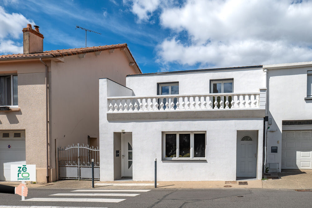 Maison neuve au coeur du bourg