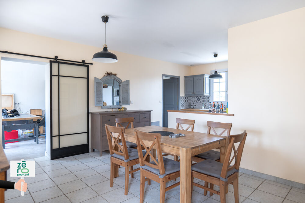 Vente Maison MAISON 5 PIÈCES DE 113 M2 AVEC JARDIN, TERRASSE ET DÉPENDANCE À ANGLES, PROCHE DE LA TRANCHE-SUR-MER ET DES PL Angles
