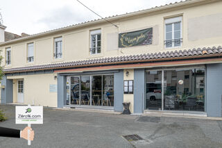  Immeuble � vendre 15 + pi�ces 451 m�