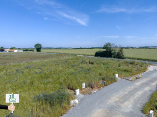  Terrain à vendre 332 m²