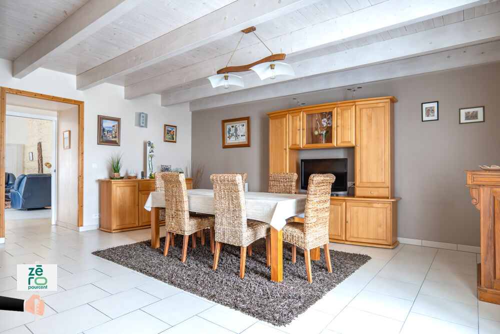 PROPRIÉTÉ DE CHARME EN PIERRE 6 PIÈCES 238 M2 AVEC JARDIN, SUITE PARENTALE, DÉPENDANCE ET FORT POTENTIEL À TRI