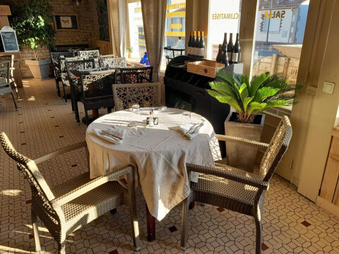  Fonds de commerce Restaurant   Institution incontournable à Avrillé en Vendée   Licence IV   Fort potentiel to 