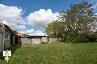  Terrain à vendre 1028 m²