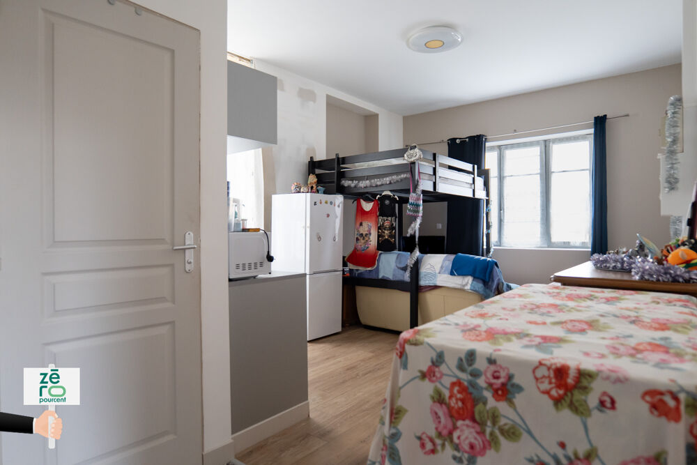 Appartement T1 bis loué 26,80 m2 Hyper centre Luçon Investissement locatif clé en main