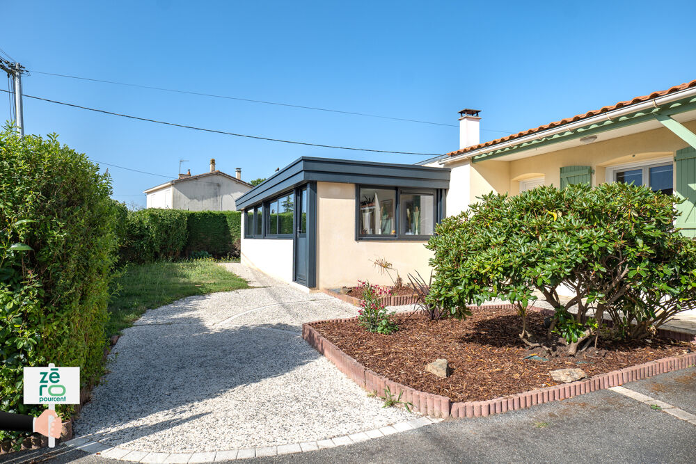 Vente Maison Maison de plain-pied 129 m2   3 chambres   Terrain 1 380 m2 - Classe C St martin des noyers