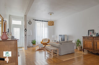  Maison � vendre 9 pi�ces 205 m�