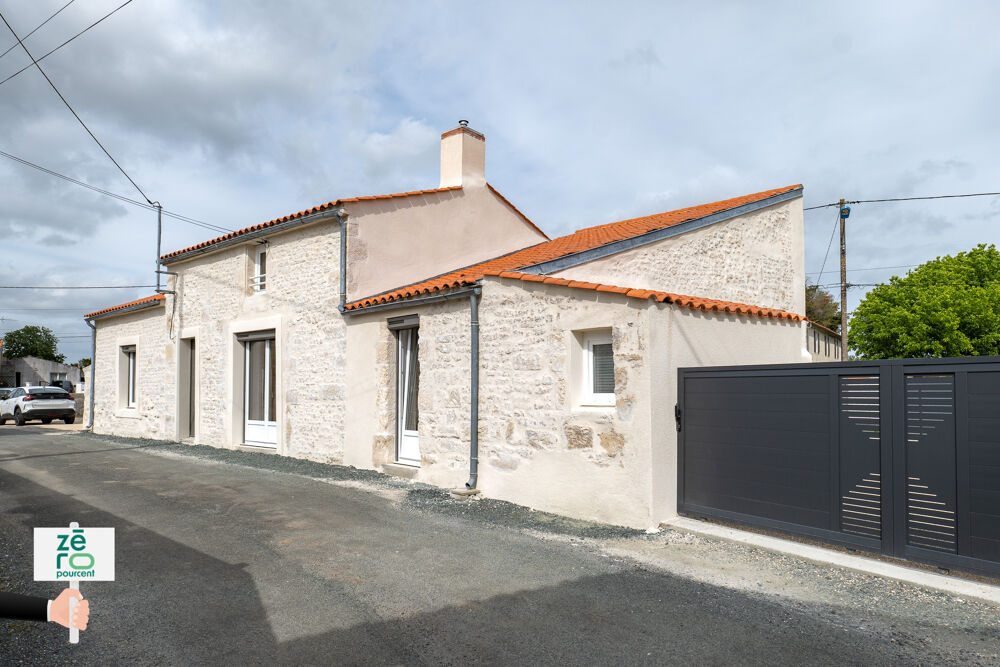 Maison en pierre rénovée avec goût aux Magnils-Reigniers Coup de coeur aux portes de Luçon