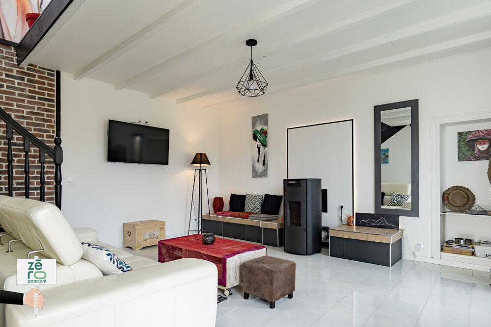 Vente Maison Maison rénovée avec goût à Mouzeuil-Saint-Martin   Idéale chambres d'hôtes, gîte, love room ou famille Mouzeuil st martin
