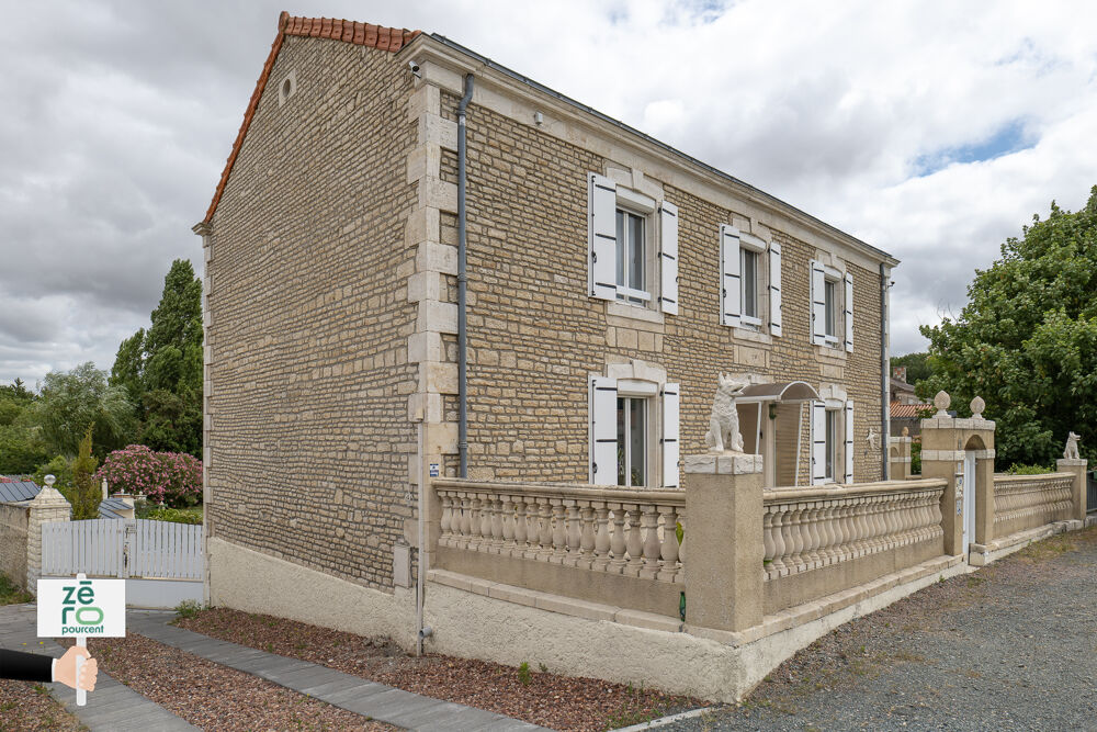 Maison familiale de 160?m2 6 pièces Sud Vendée Terrain arboré DPE B