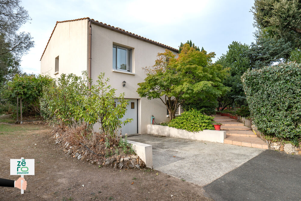 Vente Maison Maison d'architecte avec piscine à Avrillé   124 m2 habitables, sous-sol intégral et parc arboré de plus de 2 Avrille