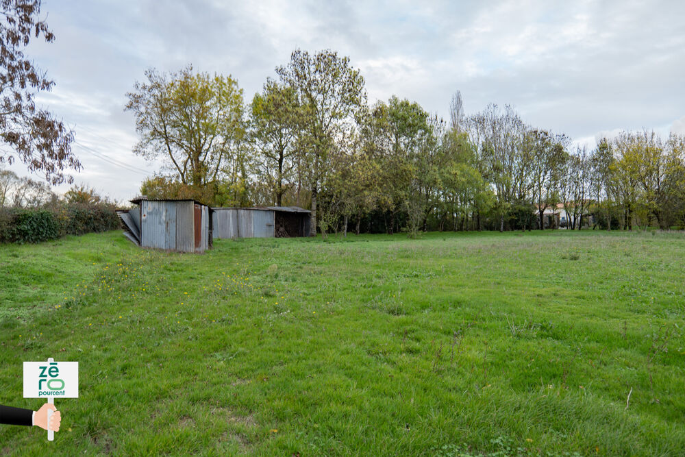 Vente Terrain Terrain à bâtir   1423 m2 (possibilité jusqu'à 3294 m2)   Mareuil-sur-Lay-Dissais Mareuil sur lay dissais