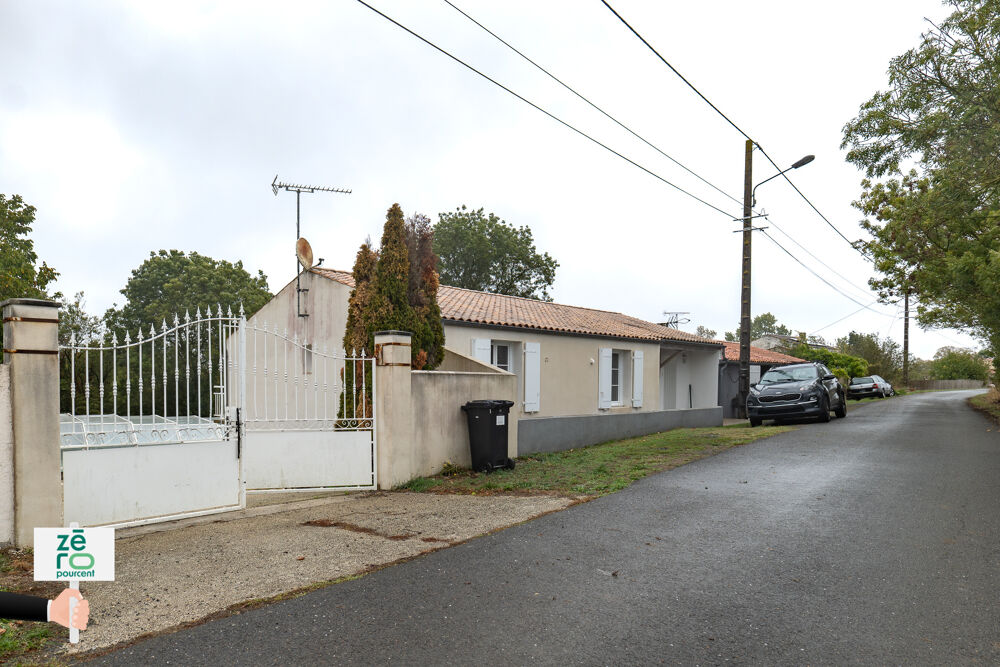 Vente Maison CHAILLÉ-LES-MARAIS   MAISON TRADITIONNELLE 4 CHAMBRES AVEC PISCINE, DOUBLE GARAGE ET DÉPENDANCES   PROCHE LUÇO Chaille les marais