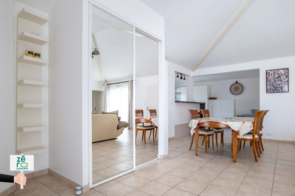 Magnifique maison contemporaine en bois (2008) Plain-pied 127 m2 Piscine chauffée