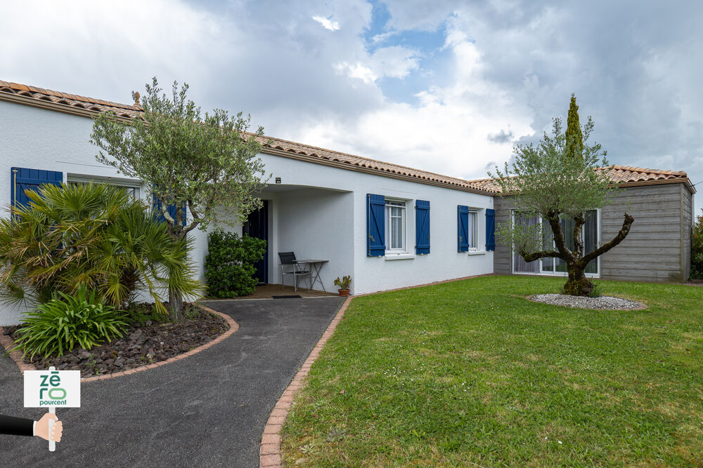 À vendre Maison familiale avec piscine chauffée au Champ-Saint-Père (Vendée 85)