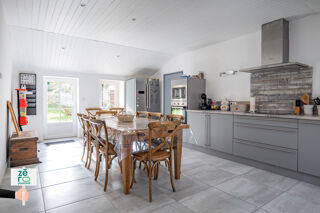  Maison à vendre 6 pièces 218 m²