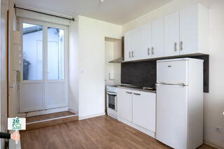  Immeuble à vendre 10 pièces 245 m²