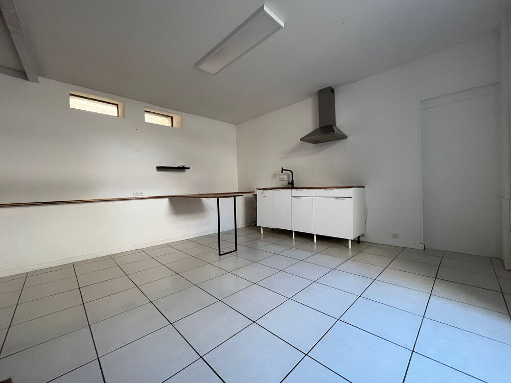 Location Maison Maison de ville 38 m2 avec terrasse à louer en centre-ville de Luçon Lucon