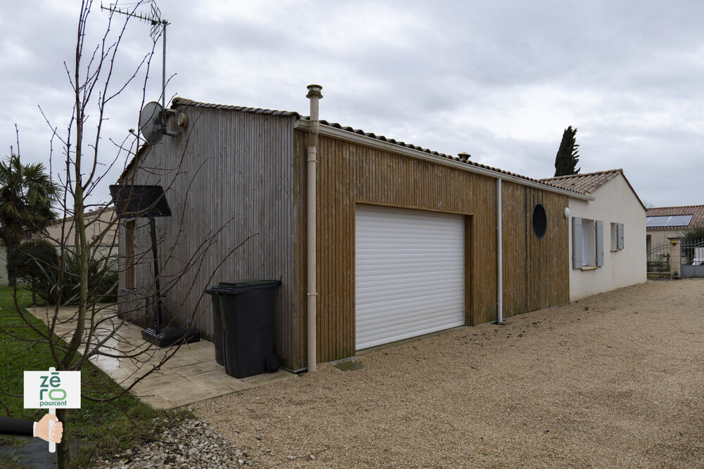 Maison plain-pied 141 m2 4 chambres Garage aménagé Terrain 910 m2 Quartier calme