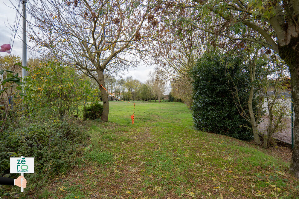 Vente Terrain Terrain à bâtir   1423 m2 (possibilité jusqu'à 3294 m2)   Mareuil-sur-Lay-Dissais Mareuil sur lay dissais