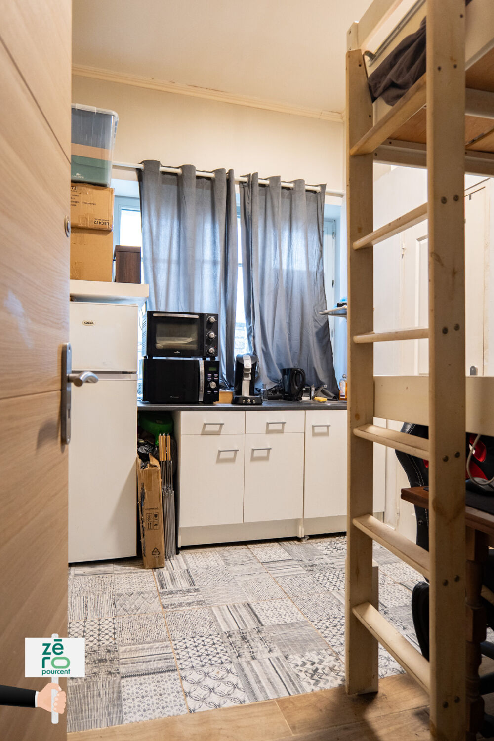Studio dinvestissement loué Hyper centre Luçon Bail meublé Forte rentabilité