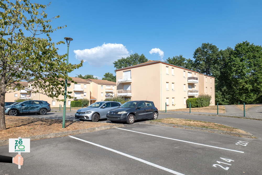 LA ROCHE-SUR-YON EST F2 AVEC BALCON & PARKING PRIVATIF UNE OPPORTUNITÉ À SAISIR !