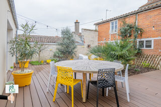  Maison  vendre 9 pices 205 m