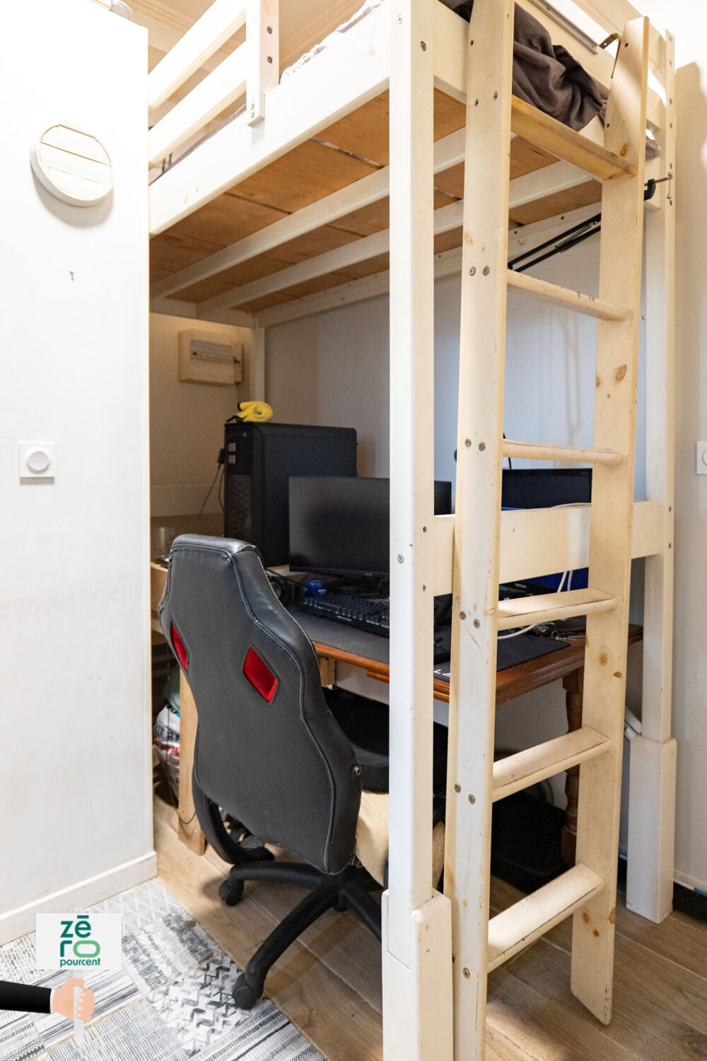 Studio dinvestissement loué Hyper centre Luçon Bail meublé Forte rentabilité